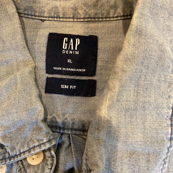 Gap denim button down - Picture 4 of 4
